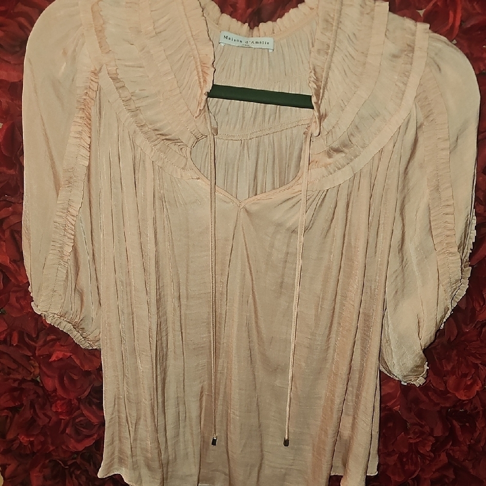 Maison D' Amelie Women's Light Peach Ruffled Pleated Blouse Size Xlarge